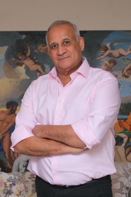 英国男子车库翻出中国玉狗：估价1800多万（图）