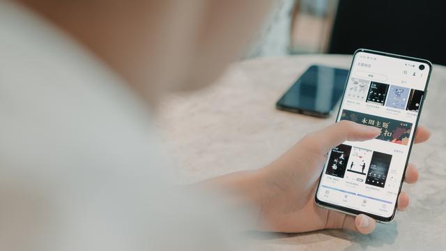 不只是颜值党的胜利——三星S10体验