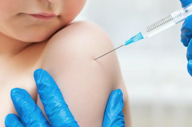 中国第一个新冠病毒疫苗进入临床试验，比预期提前近1个月