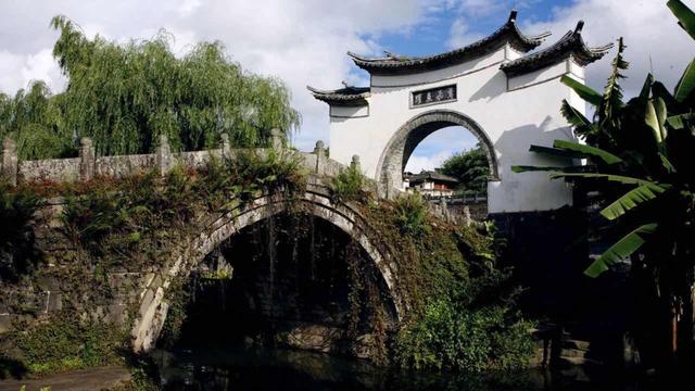 最美腾冲四月天，踏青景色尽芳菲