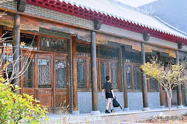 遇見(jiàn)伯延，圓你一場(chǎng)清末民初的夢(mèng)