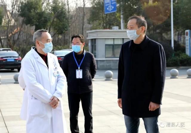 澧县县委书记廖可元看望抗疫一线医务工作者