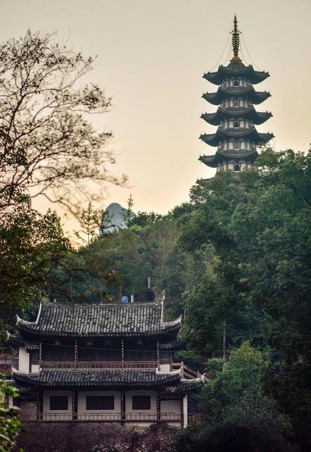 适合小住7天的绝美小城小镇，和当地人一起享受慢生活